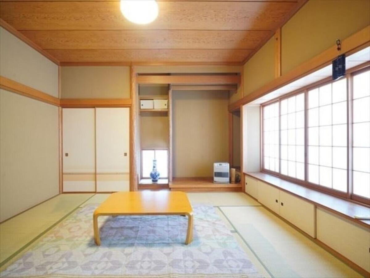 海と駅の近くのゲストハウス海悠 Ito  Zewnętrze zdjęcie